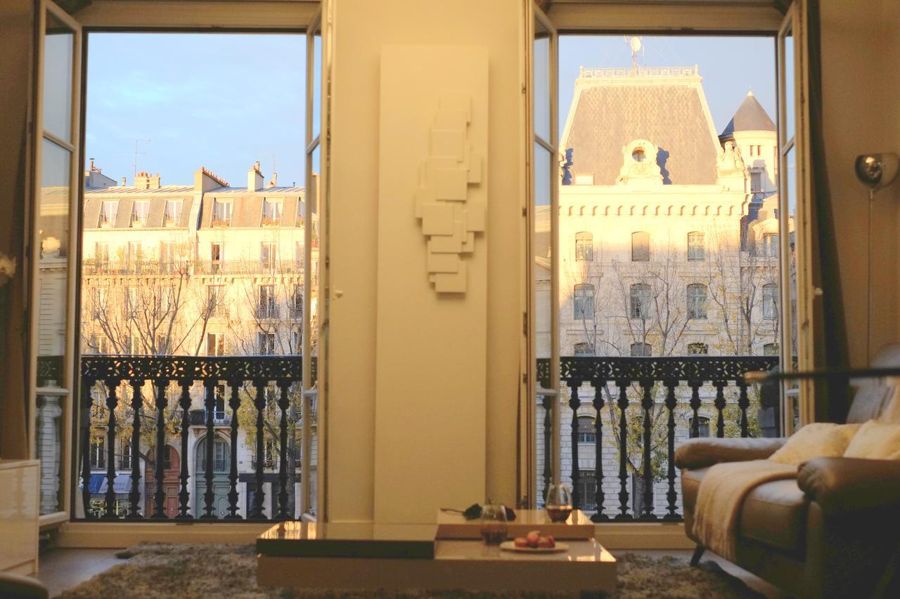 Two Bedroom Luxury Apartment - Balcony With View Of Notre Dame 巴黎 外观 照片